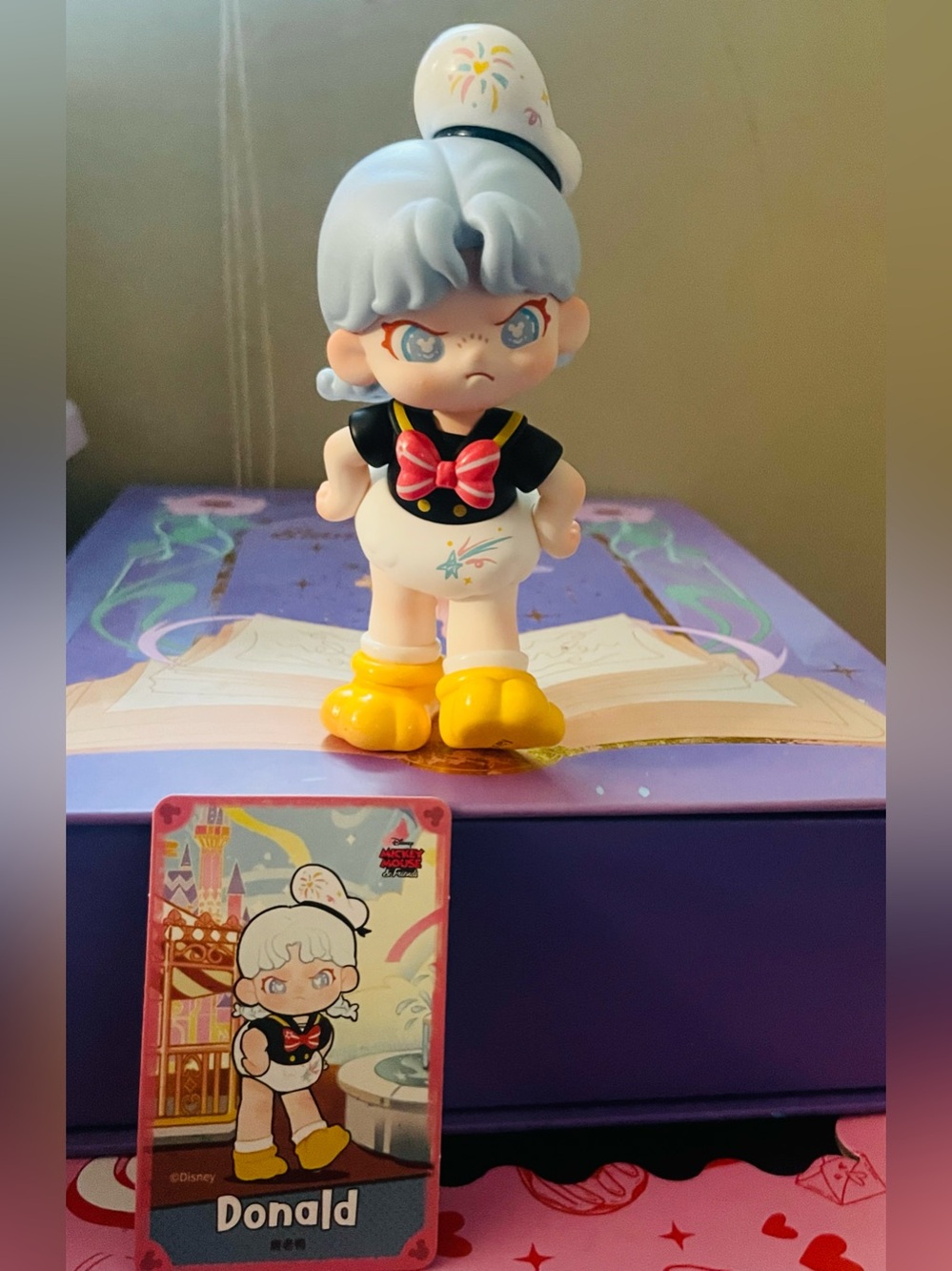 Disney Adventures Series – Donald(DORA) Figure w/ Collector Card